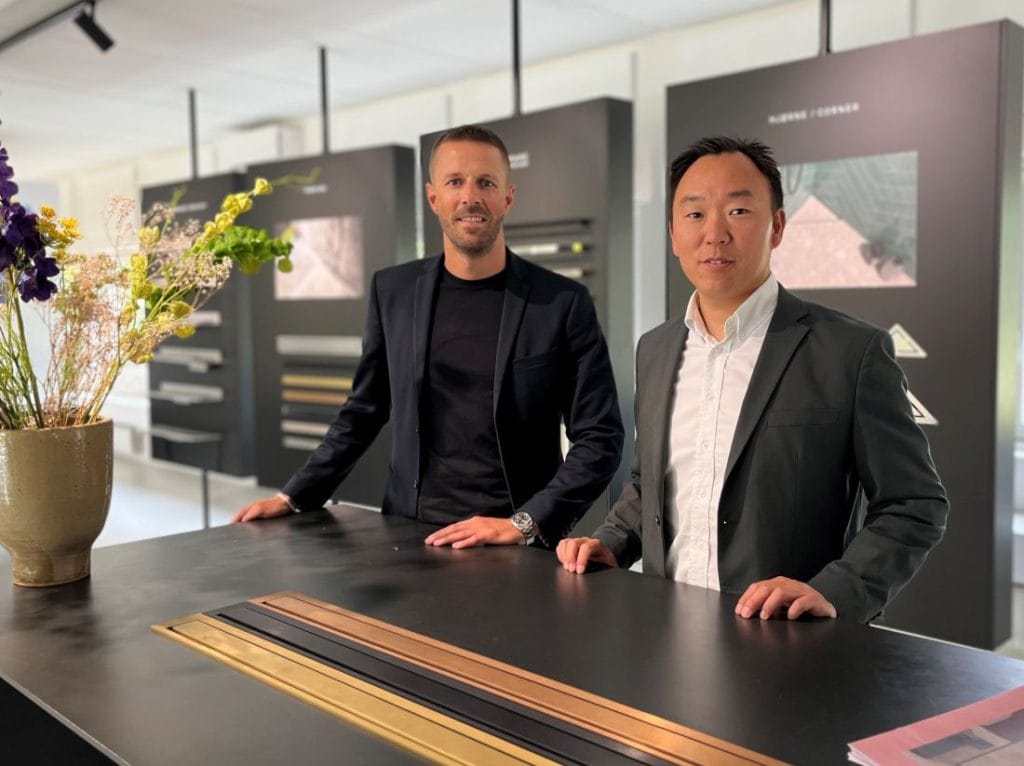 Christian Møller Sommer (tv.) er et velkendt ansigt for Unidrain og administrerende direktør Martin Damtoft (th.). Nu vender han tilbage til virksomheden i en rolle, der både inkluderer projektrådgivning og forretningsudvikling.