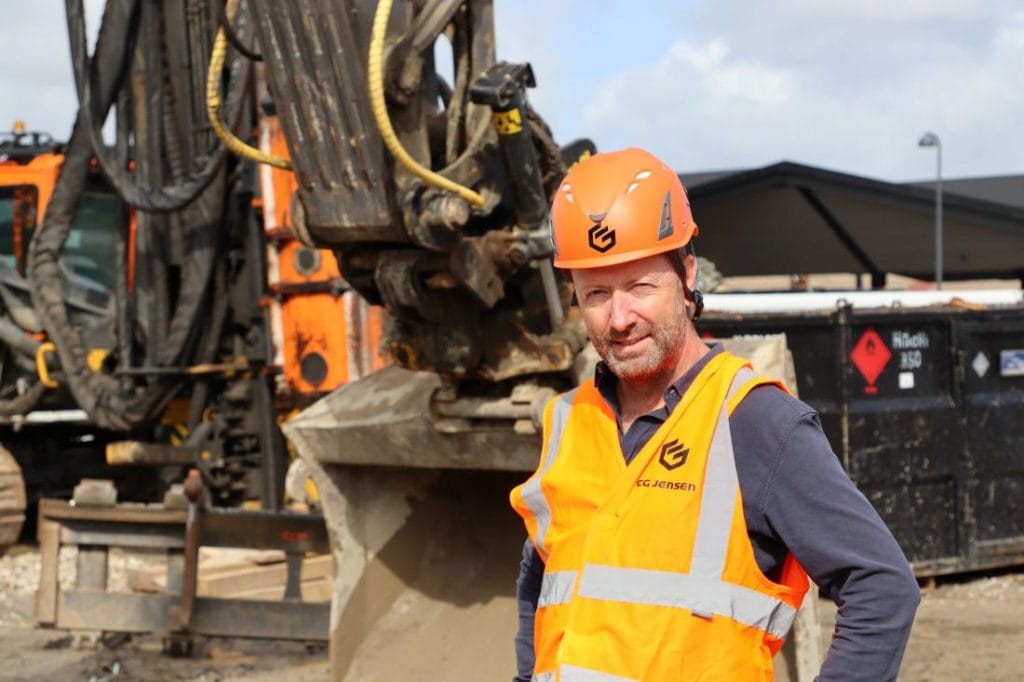 ”Jeg ser for mig, at vi skal ud og erobre verden. CG Jensen er et godt firma, der står for høj faglighed og ordentlighed – og som tilmed kan levere en høj grad af egenproduktion i både division Jord, Kloak & Forsyning samt i hele CG Jensen