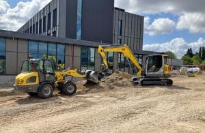 De to nye Wacker Neuson-maskiner blev straks sendt i aktiv tjeneste efter ankomsten til Dalgas.
