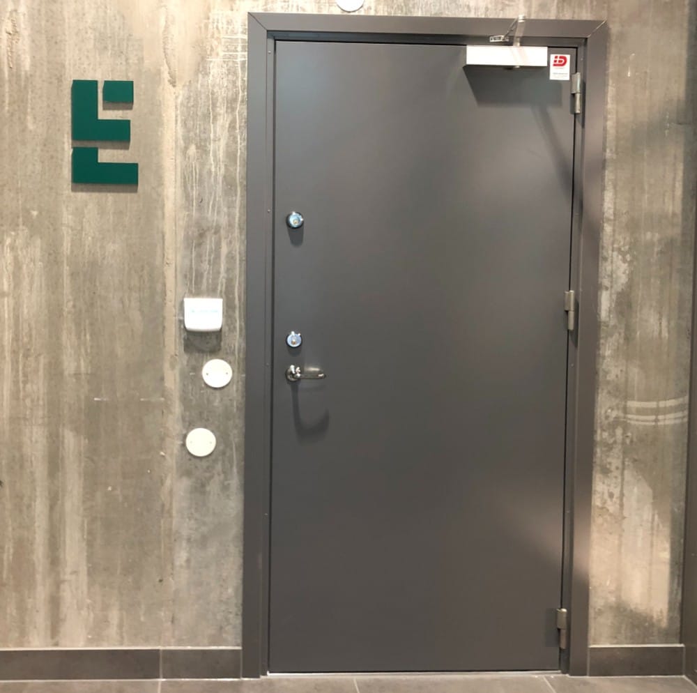 DAN-doors lancerer nyt produktprogram med 22 nye sikkerhedsdøre - med og uden brandsikring