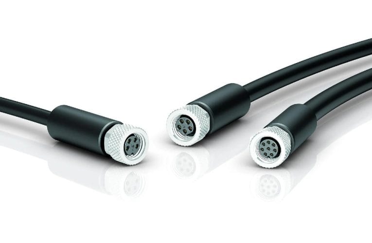 binder udvider M8-porteføljen med 360° afskærmede kabelstik