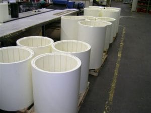 Thordon SXL rorlejer tilbyder lav friktion, driftstryk op til 12 MPa og kræver ikke fedt- eller smøresystemer. Thordon SXL kan også modstå høje stødbelastninger og kantbelastninger.