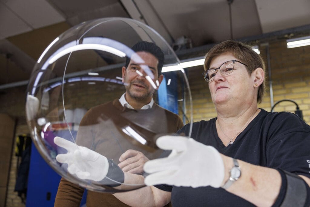 Sprøjtestøbning af plast med 50 års erfaring