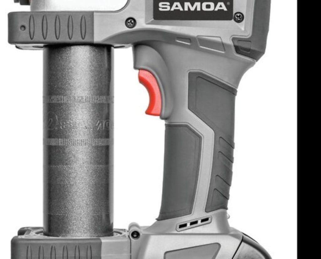 Kraftfuld og mobil fedtpresser, klar til krævende smøreopgaver