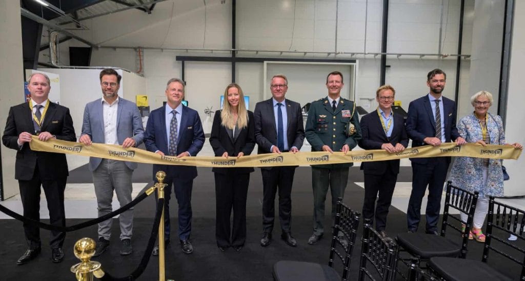 Foto Thunderstrike - indvielse af dronefabrik