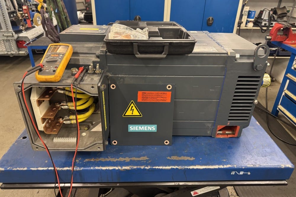 Renovering af SIEMENS El-motor ved Thybotech Industriservice
