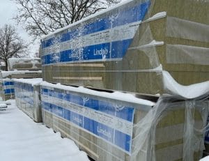 Lindab sandwichpaneler til Porsche-Selmers nye bilhus i Gladsaxe