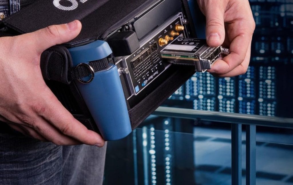 Fiberoptik i industrien – præcis måling, robust kommunikation og høj driftssikkerhed