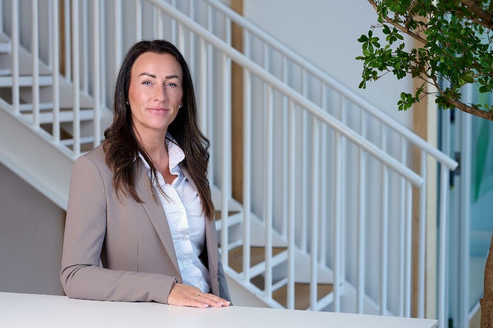 Salgschef Vicki Domer Rossen i Schneider Electric