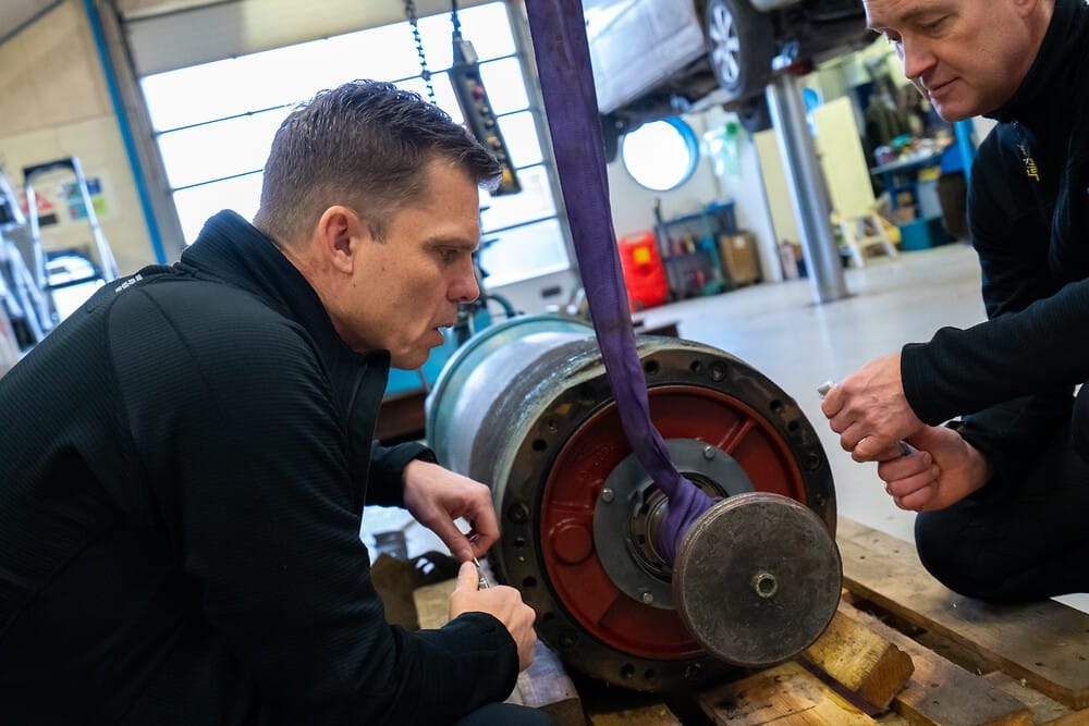 Reparation eller udskiftning af elmotorer? Det afhænger af mere end prisen