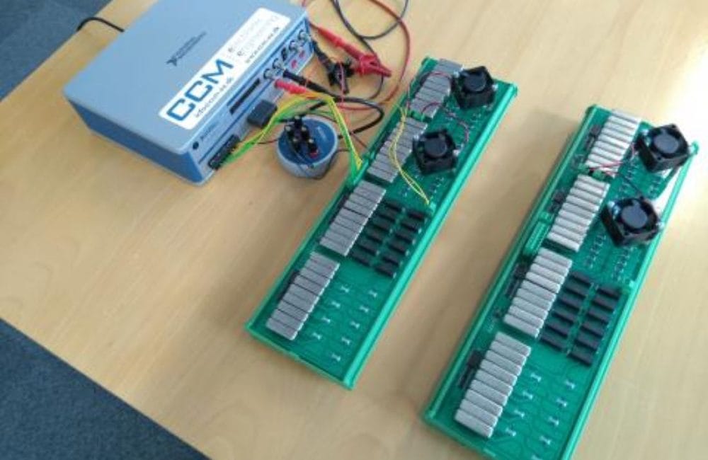 Vores speciale er at udvikle tilpasset elektronik. Hvis du har brug for en variant af dette produkt eller gerne vil have det produkt integreret i andre enheder, så kontakt os.