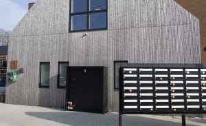 Hos Renz opfordrer man til, at både private og professionelle aktører tager postkasseløsningen alvorligt, som her i Snestrup Have på Fyn, hvor der både er kontor og boliger.