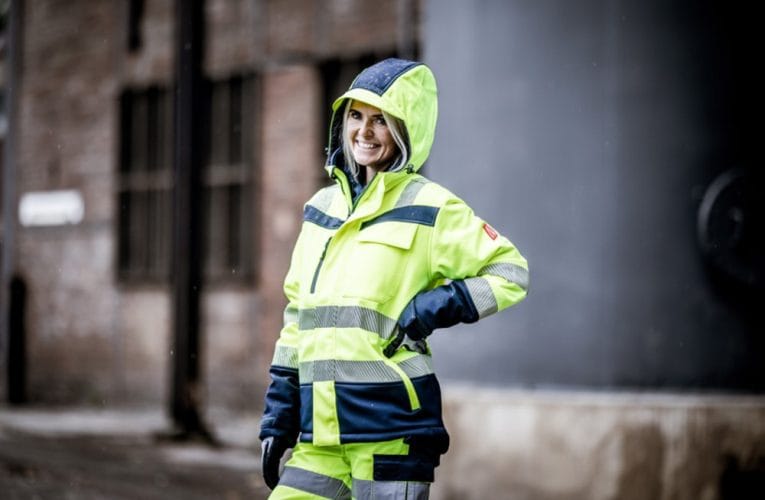 Lag på lag arbejdstøj: Hold varmen og bevar bevægelsesfriheden