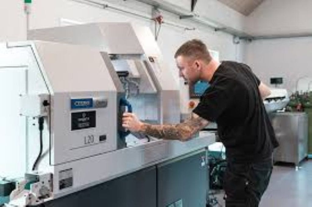 Mikroprecision er en dansk ordreproducerende virksomhed med speciale i finmekanik, CNC-drejning og fremstilling af komplekse mikroemner til industrien