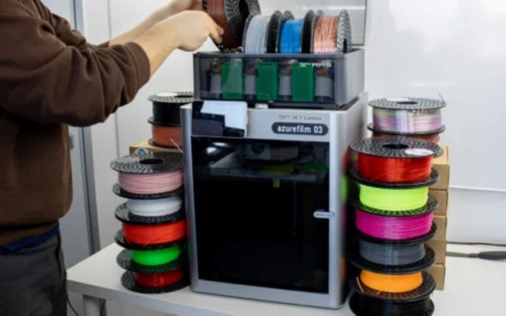 Azurefilm PETG Original filament har længe været et pålideligt valg for dem, der søger styrke, holdbarhed og ensartet printkvalitet