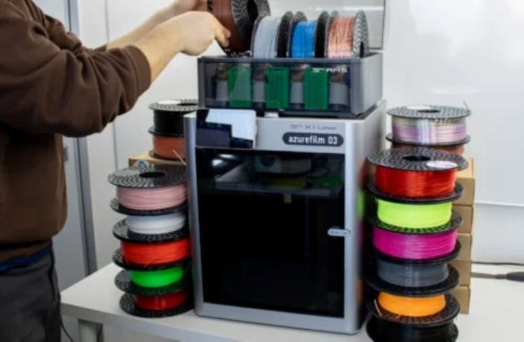 Azurefilm PETG Original filament har længe været et pålideligt valg for dem, der søger styrke, holdbarhed og ensartet printkvalitet