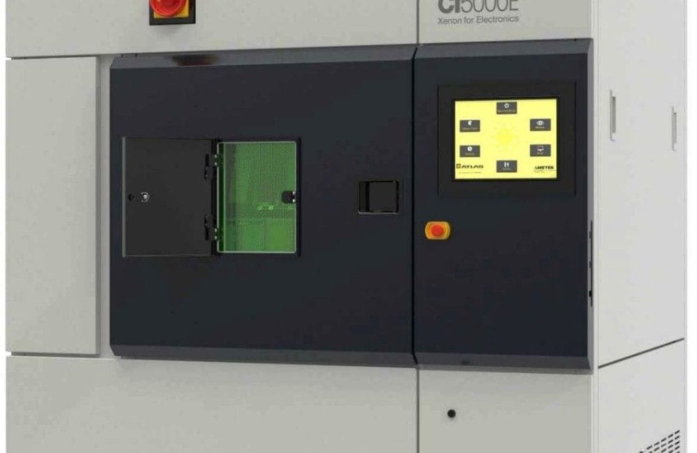 Muliggør realistisk test af elektroniske produkter, mens de er i drift