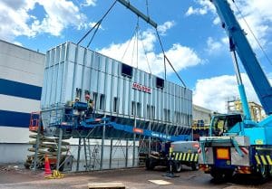 Moldow er i fuld gang med installationen af et nyt komplet udsugningsanlæg hos en stor møbelproducent i Europa.