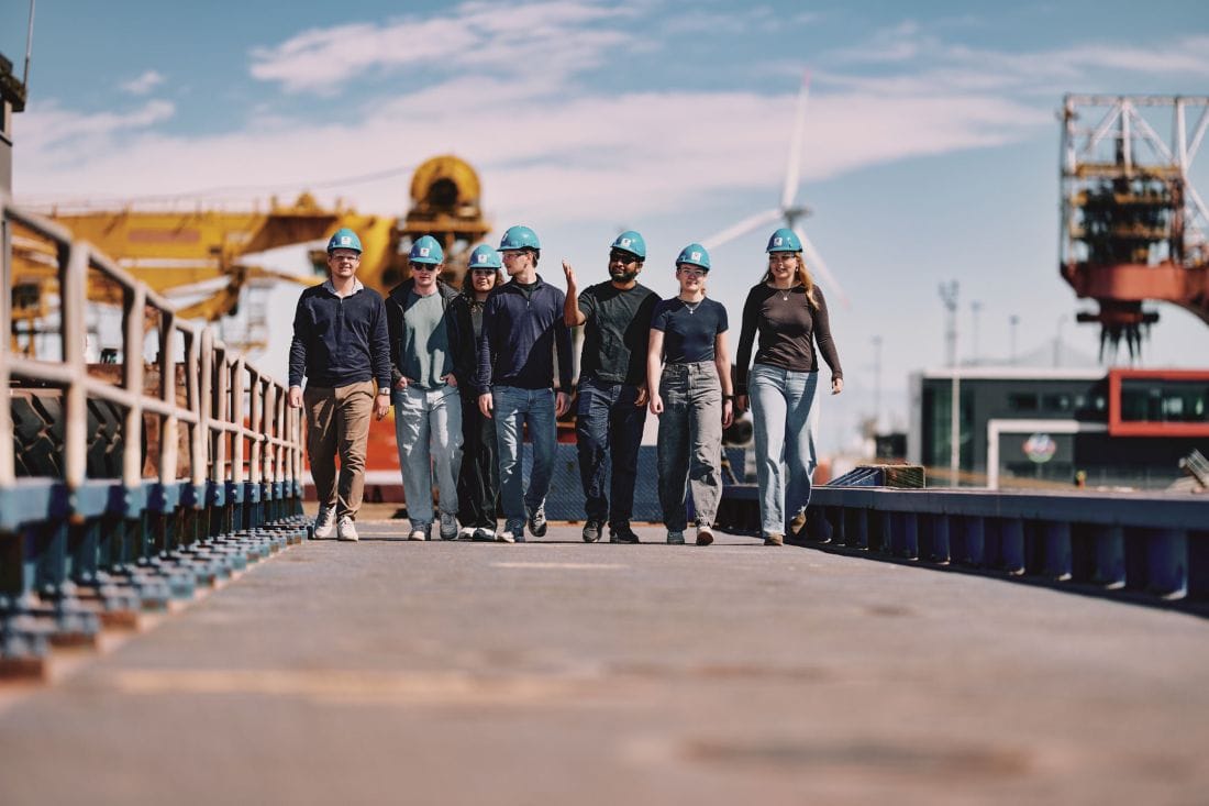 Kreditering Bertel Bolt.