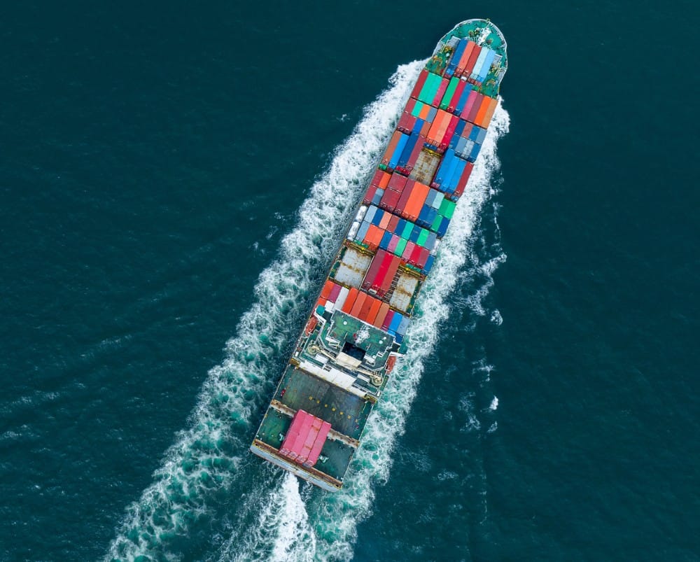 Hoyer VMS Group og Kongsberg Maritime styrker autoriseret servicesamarbejde