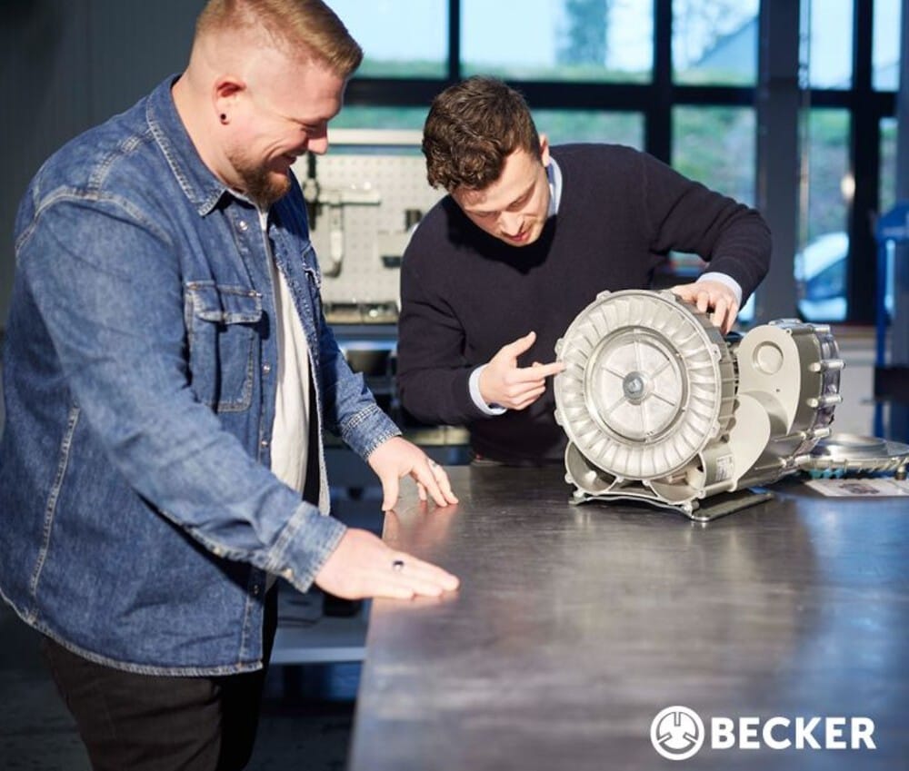 SV-sidekanalblæsere fra BECKER – effektiv vakuum- og trykluftforsyning